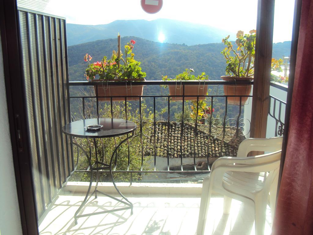 Vassilis Guesthouse Rapsáni Habitación foto